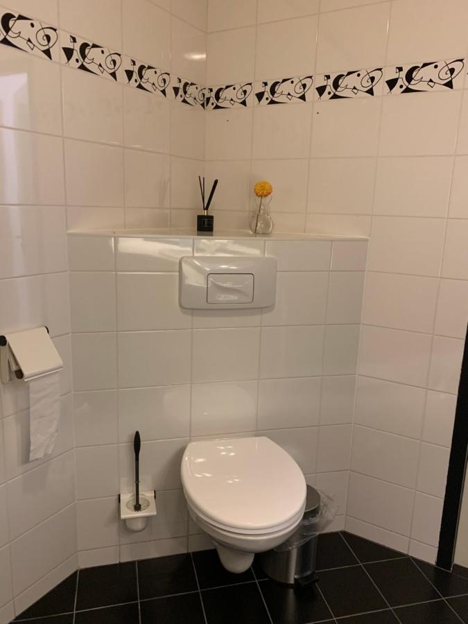 By Goselink Bed & Breakfast Alkmaar Ngoại thất bức ảnh